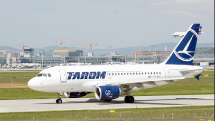 Tarom ar putea deveni companie low-cost